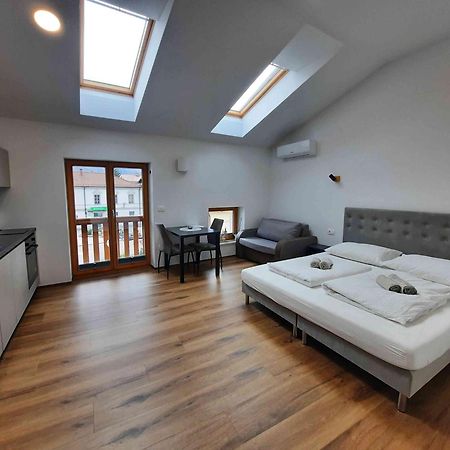 Apartments Hlapi With Spa コバリード エクステリア 写真