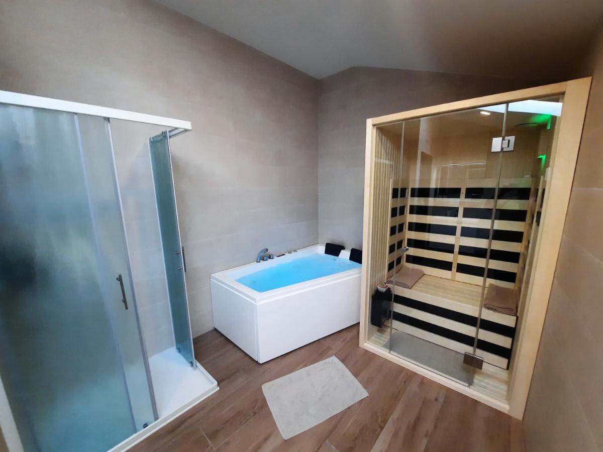 Apartments Hlapi With Spa コバリード エクステリア 写真