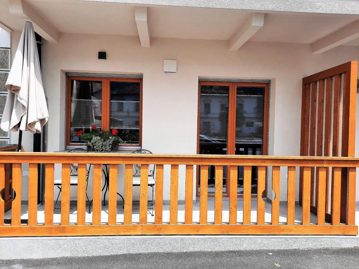 Apartments Hlapi With Spa コバリード エクステリア 写真