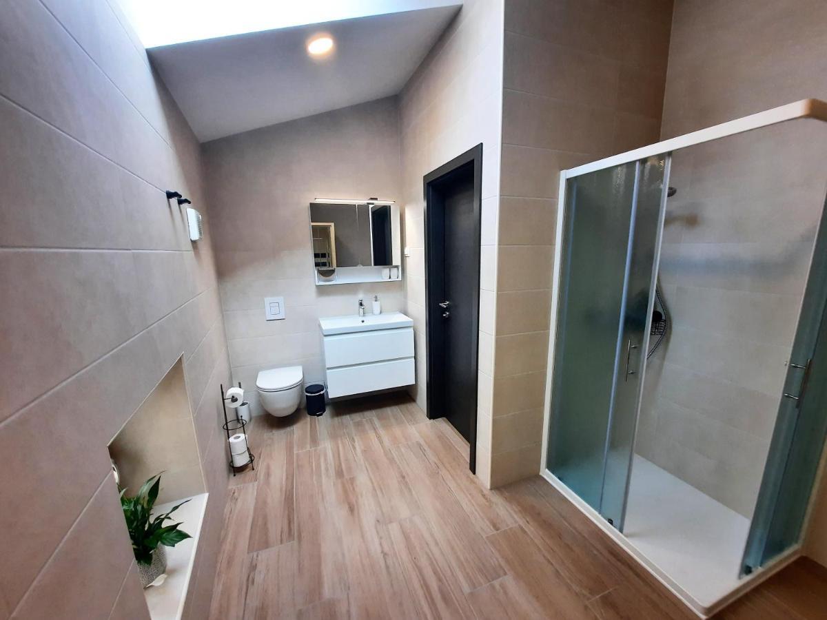 Apartments Hlapi With Spa コバリード エクステリア 写真